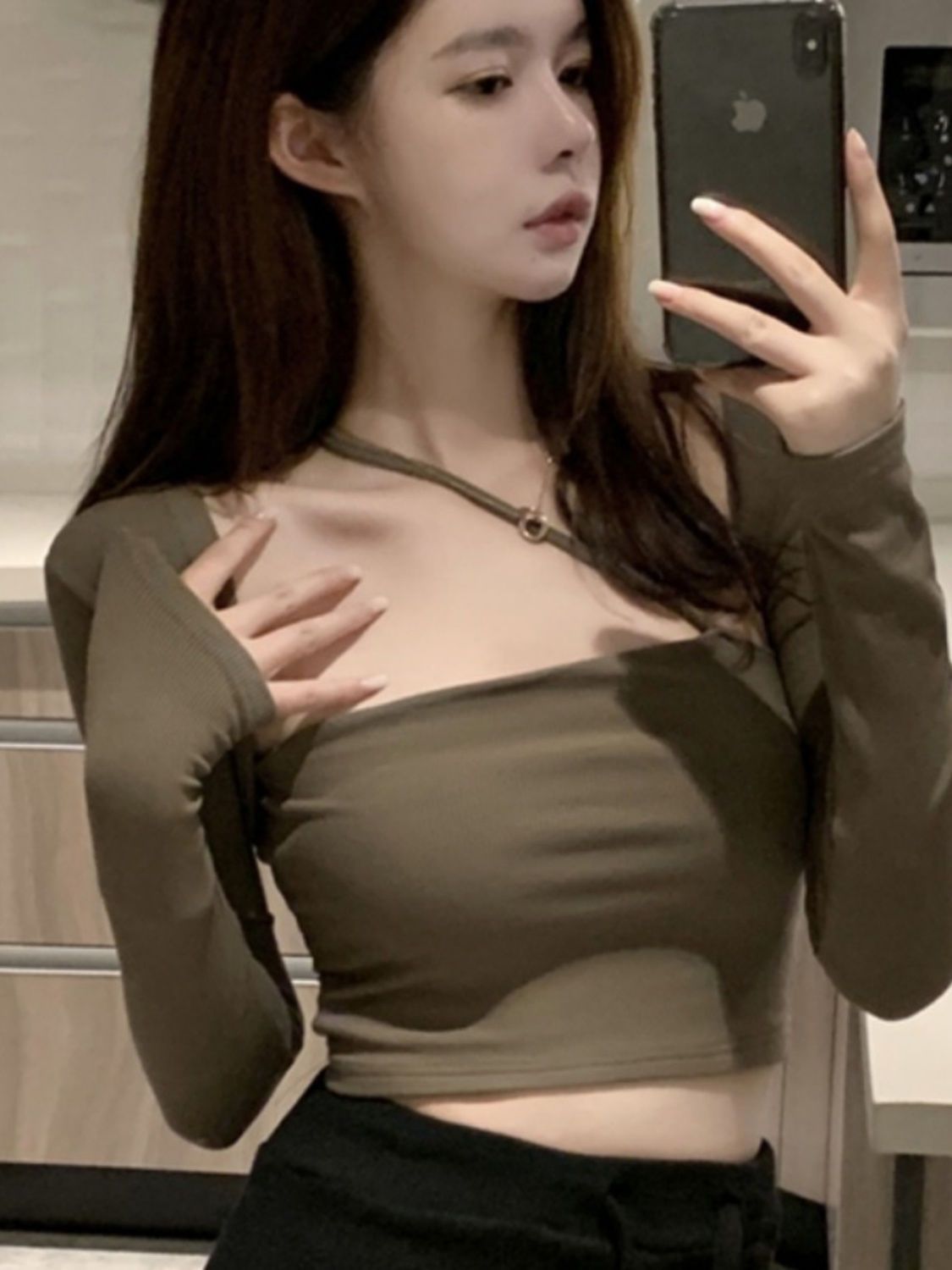 秋裝純欲風長袖方領修身咖色緊身短款上衣女高級感打底衫小眾t恤