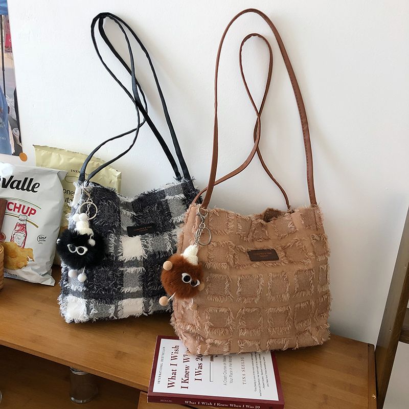 Bags for Women 2023 New Style Lightweight Lazy Style Niche Design Women's Bags Fashionable and Versatile Shoulder Bags Korean Style Bucket Bags