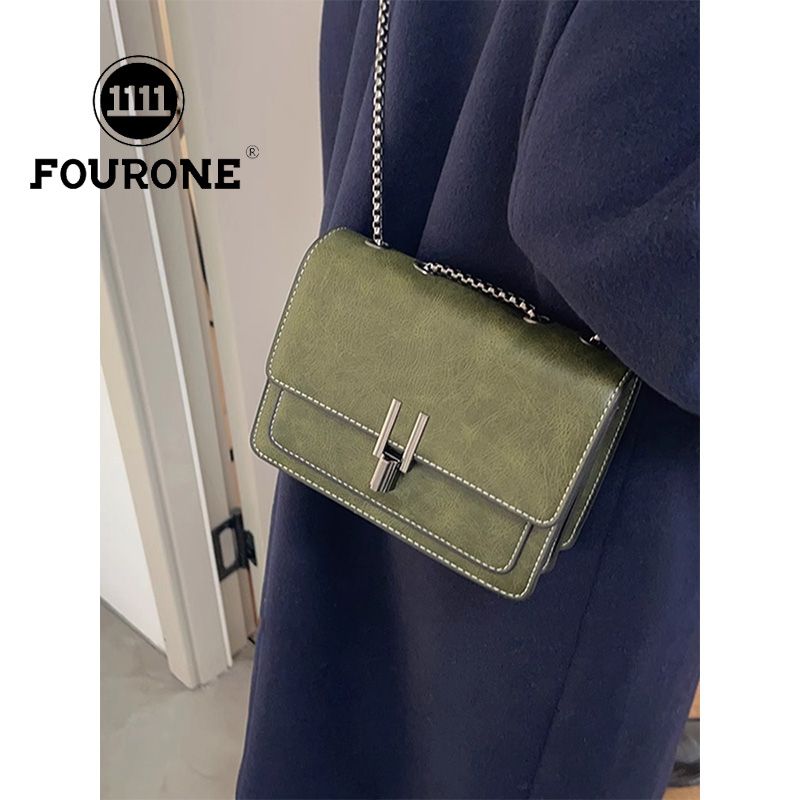 Niche retro armpit bag women's new single shoulder crossbody bag high-end fashion chain small square bag