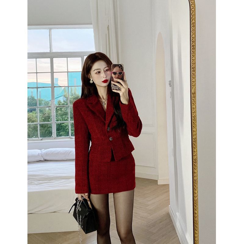 套裝女2023秋冬新款紅色收腰氣質高級感短款西裝外套高腰包臀短裙