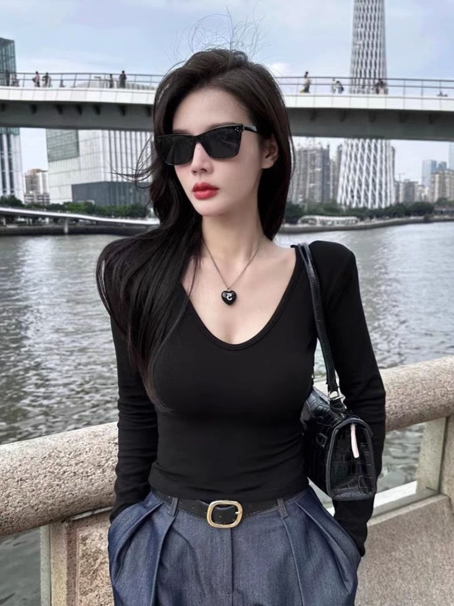 American V-neck long-sleeved T-shirt for women in autumn and winter, high-end, pure desire, slim fit, bottoming shirt, short hot girl top
