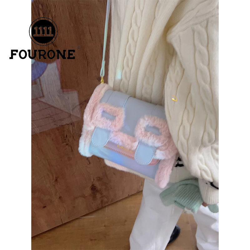 Korean niche design bag for women, new shoulder crossbody bag, high-end and versatile furry Cambridge bag
