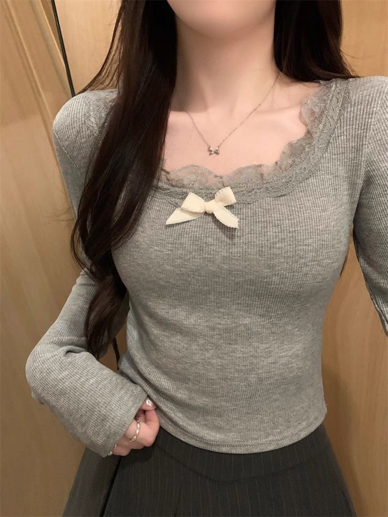 純欲灰色蕾絲花邊低領T恤女秋冬內搭打底衫短款收腰別致絕美上衣