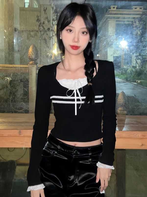 純欲甜美蕾絲拼接長袖T恤女秋季新款設計感少女感顯瘦短款上衣潮