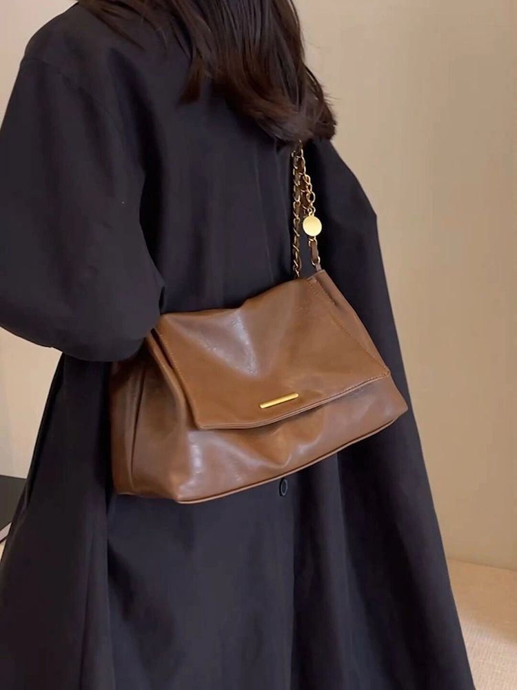 High-end women's bags 2023 new trendy Korean version fashionable retro shoulder bag large capacity crossbody chain bag