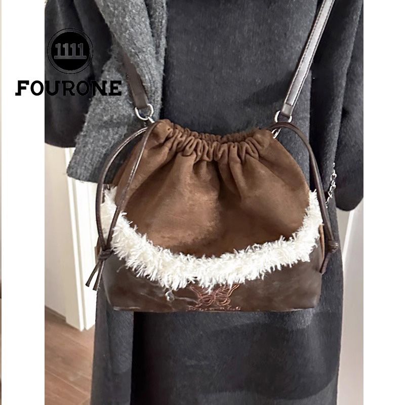 韩国小众设计包包女新款时尚双肩包高级感百搭斜挎水桶包