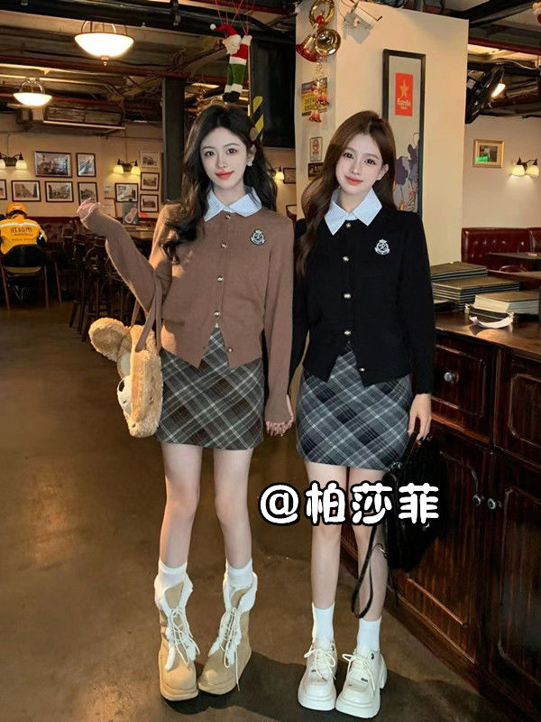 大碼胖mm秋冬新款顯瘦學院風假兩件針織毛衣上衣格紋短裙兩件套裝