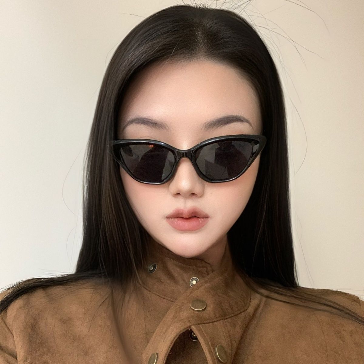 歐美復古貓眼小臉墨鏡女高級感ins黑色小框防曬太陽眼鏡2024新款