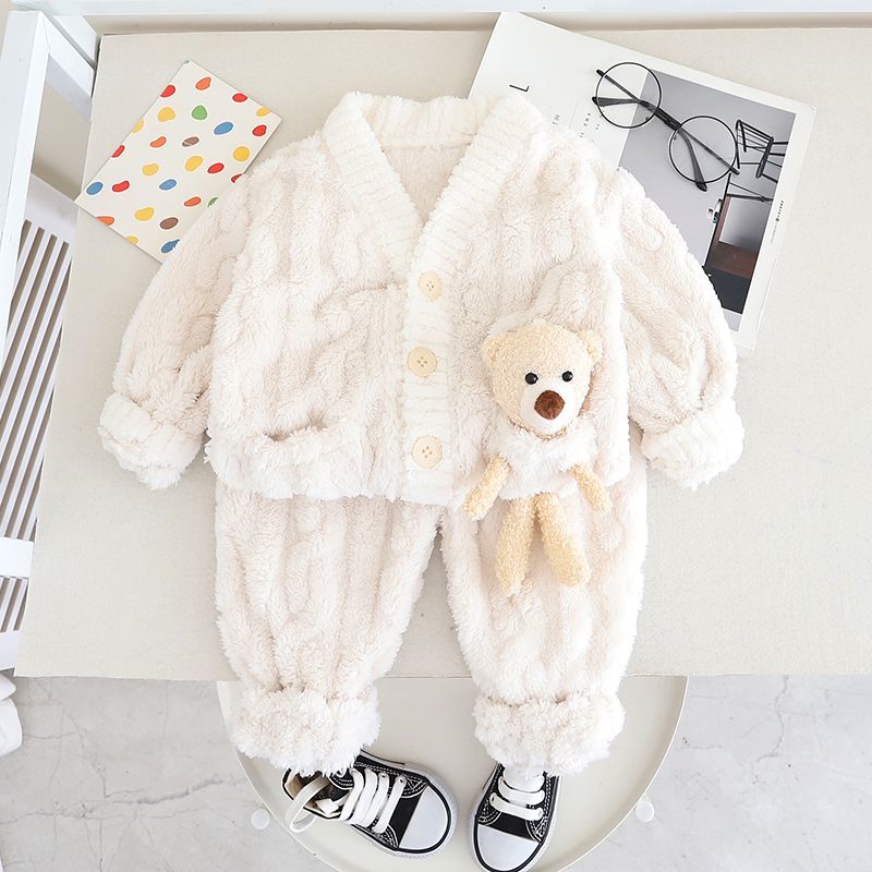 宝宝睡衣秋冬套装法兰绒新款婴儿童宝宝卡通保暖家居服加厚两件套