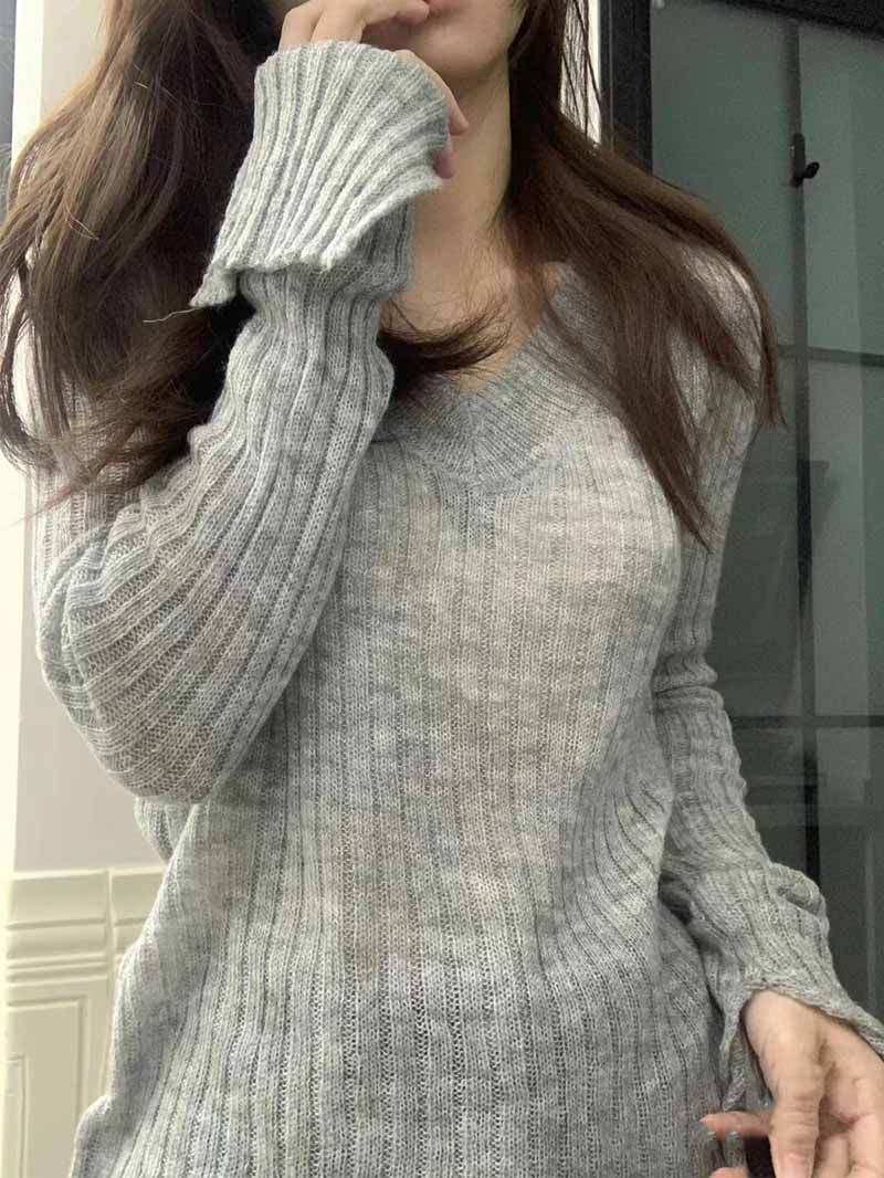 灰色V領打底針織衫女秋冬新款內搭修身顯瘦設計感小眾長袖上衣ins