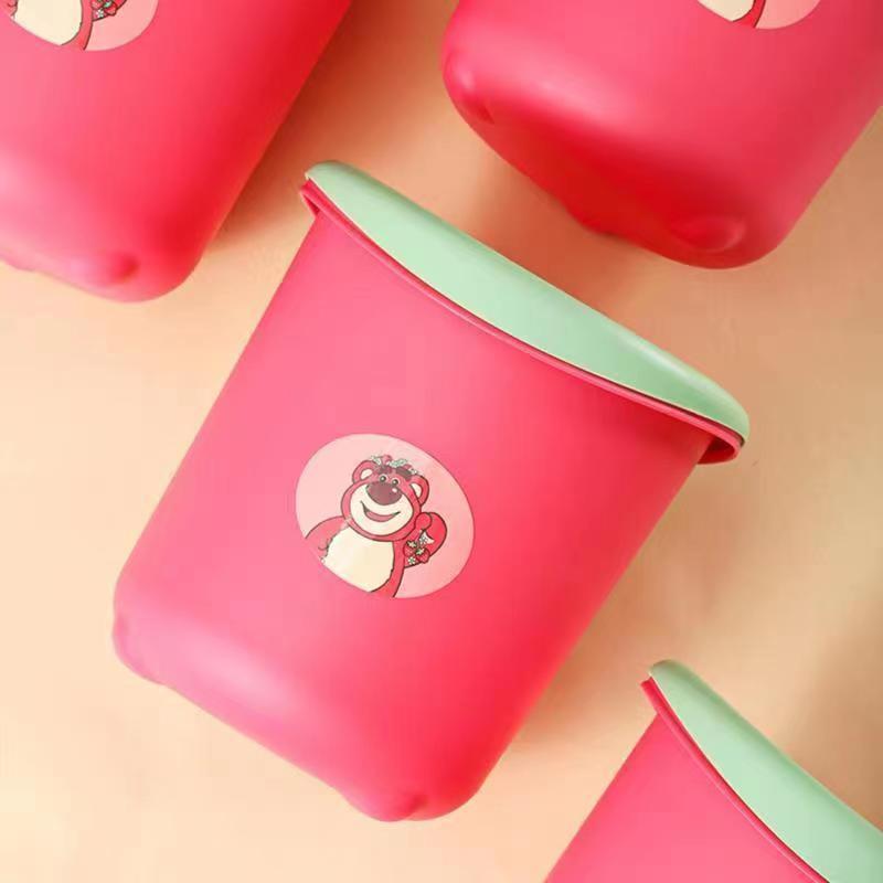 Good-looking red strawberry bear trash can cartoon plastic thickened living room bedroom round large capacity