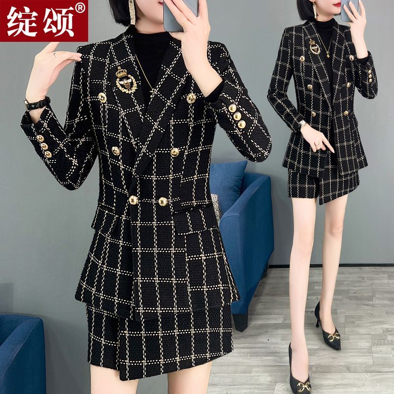 Celebrity Xiaoxiang style blazer women's autumn and winter new casual shorts Royal sister style double-breasted suit suit