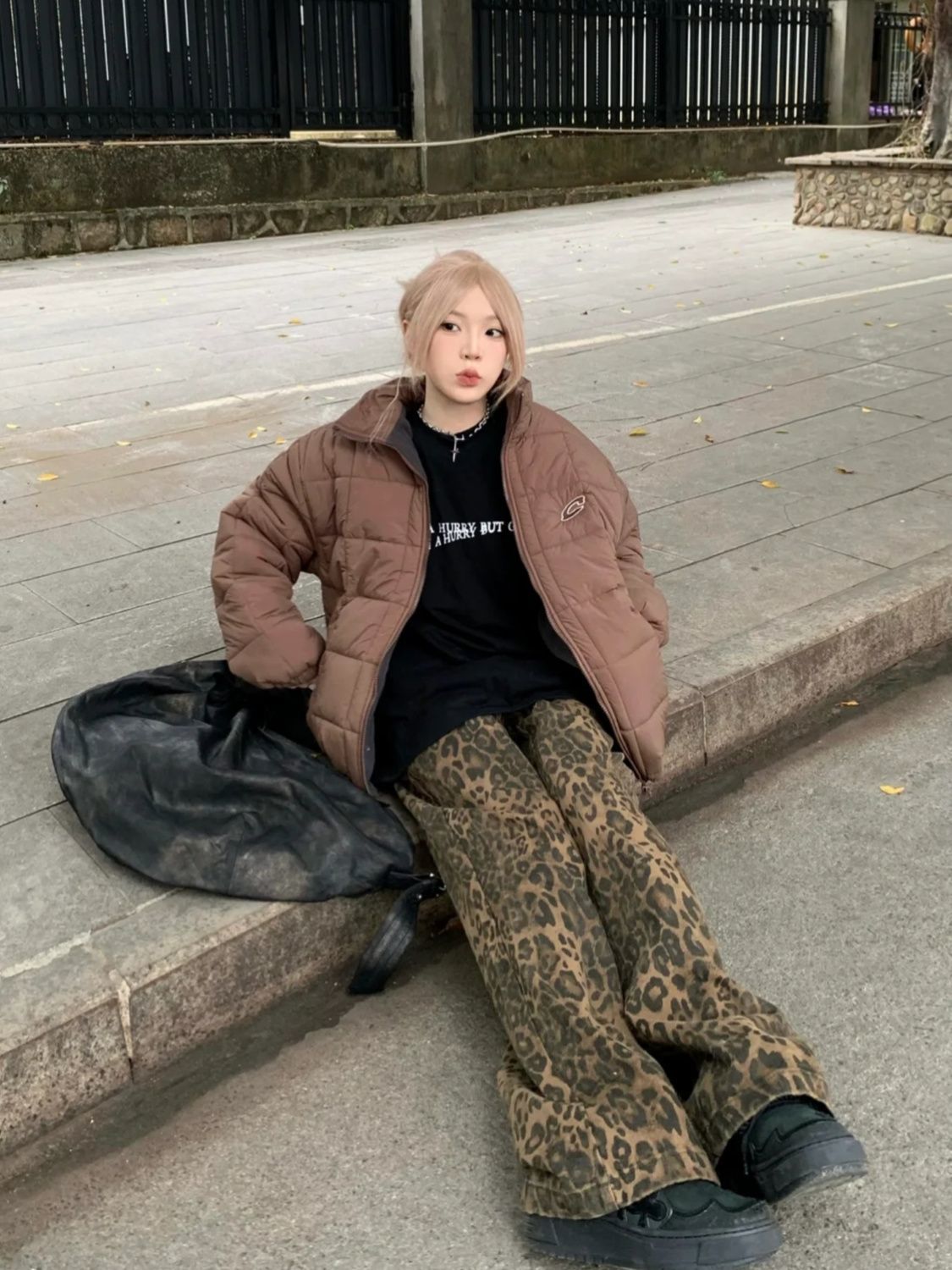 復古高腰豹紋牛仔褲女秋冬新款寬鬆顯瘦直筒百搭拖地長褲子潮ins
