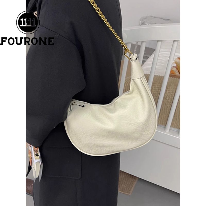 High-end niche underarm bag for women, new shoulder crossbody bag, popular and versatile commuter dumpling bag