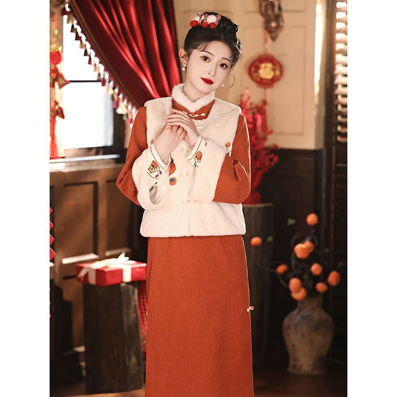 新中式旗袍2023新款秋冬季加绒厚马甲套装中国风拜年服新年战袍女