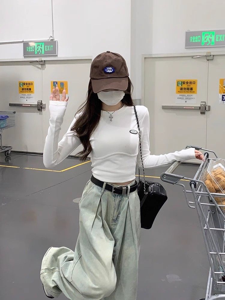 加絨棉質正肩白色t恤女長袖秋冬爆款修身打底衫內搭短款辣妹上衣
