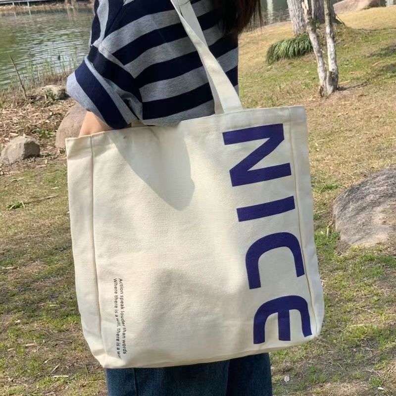 New fashionable canvas bag, large capacity, middle school remedial class tote bag, college student shoulder bag, commuting all-match tote bag