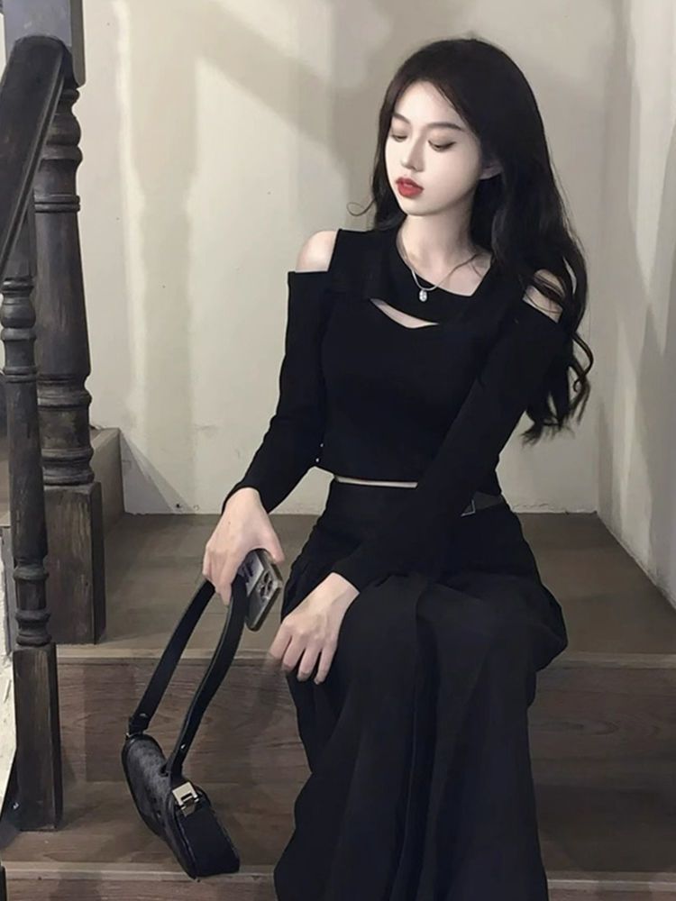 純欲風露肩短款長袖上衣女早秋設計感小眾辣妹修身顯瘦T恤打底衫