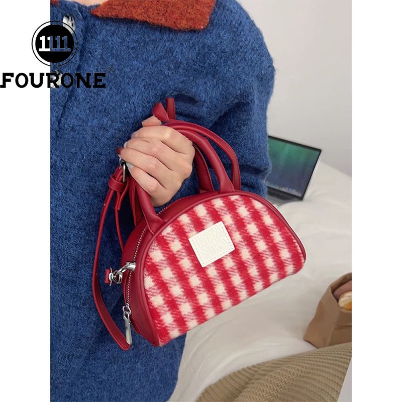 High-end niche handbag women's new shoulder crossbody bag versatile red woolen shell bag