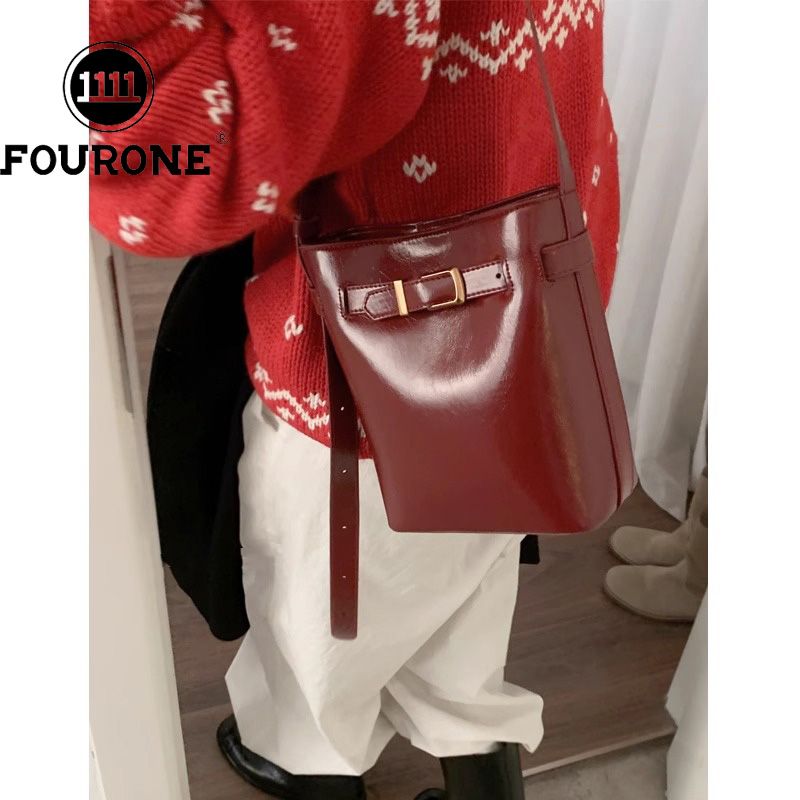 New Year's Red Bag Women's New Trendy Korean Bucket Bag Large Capacity Shoulder Crossbody Bag Wedding Bag