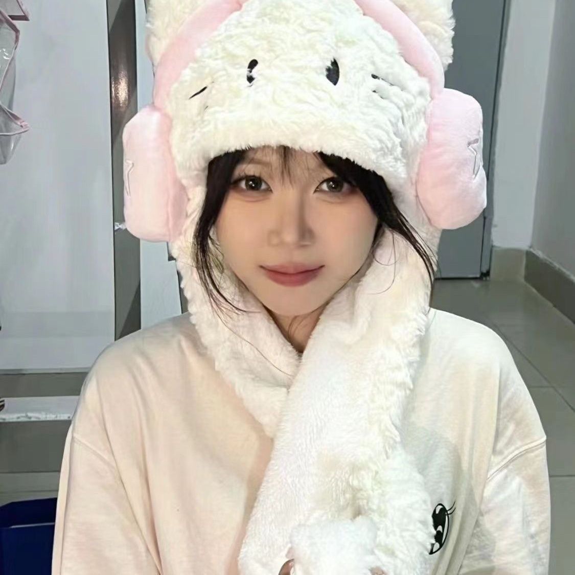 Autumn and winter headphone cat scarf hat integrated with velvet and thickened ins cute soft girl sweet warm three-dimensional hat