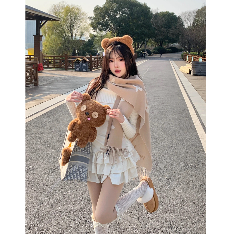 純欲學院風套裝女2023秋冬新款一字肩修身蝴蝶結毛衣高腰蛋糕短裙