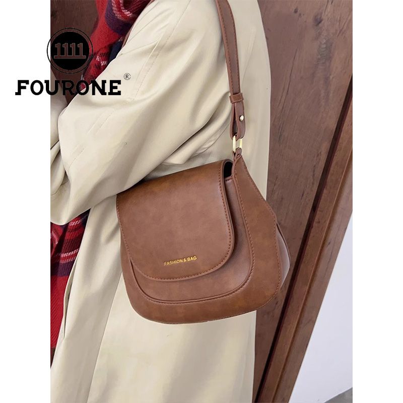 Niche retro armpit bag women's new one-shoulder crossbody bag high-end saddle bag popular this year