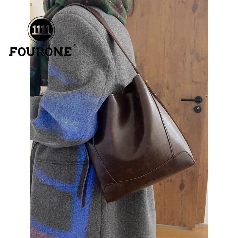 Retro Maillard bag women's new single shoulder armpit bag high-end large-capacity commuter bucket bag