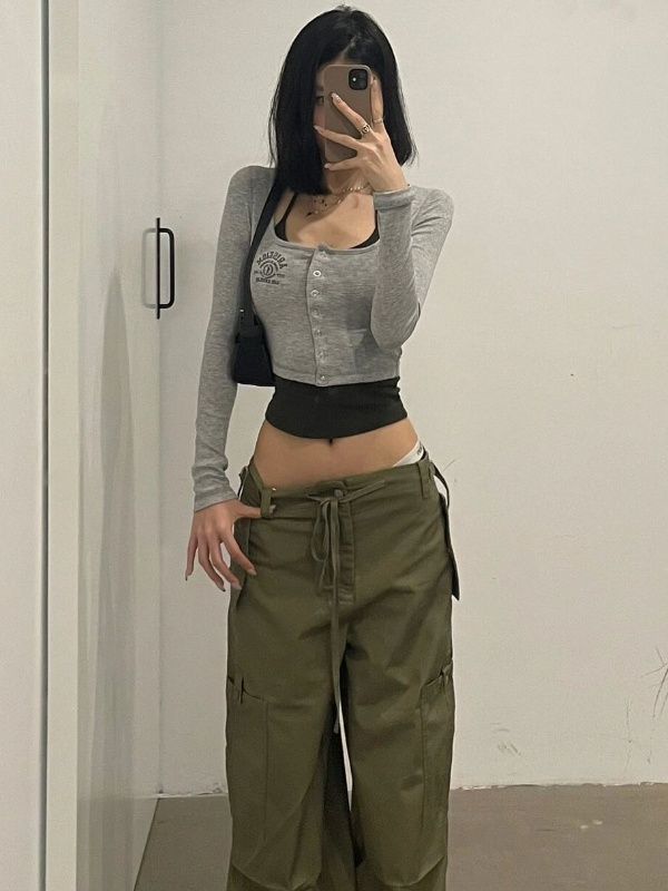 設計感假兩件掛脖長袖T恤女早秋修身顯瘦收腰露臍內搭打底上衣潮
