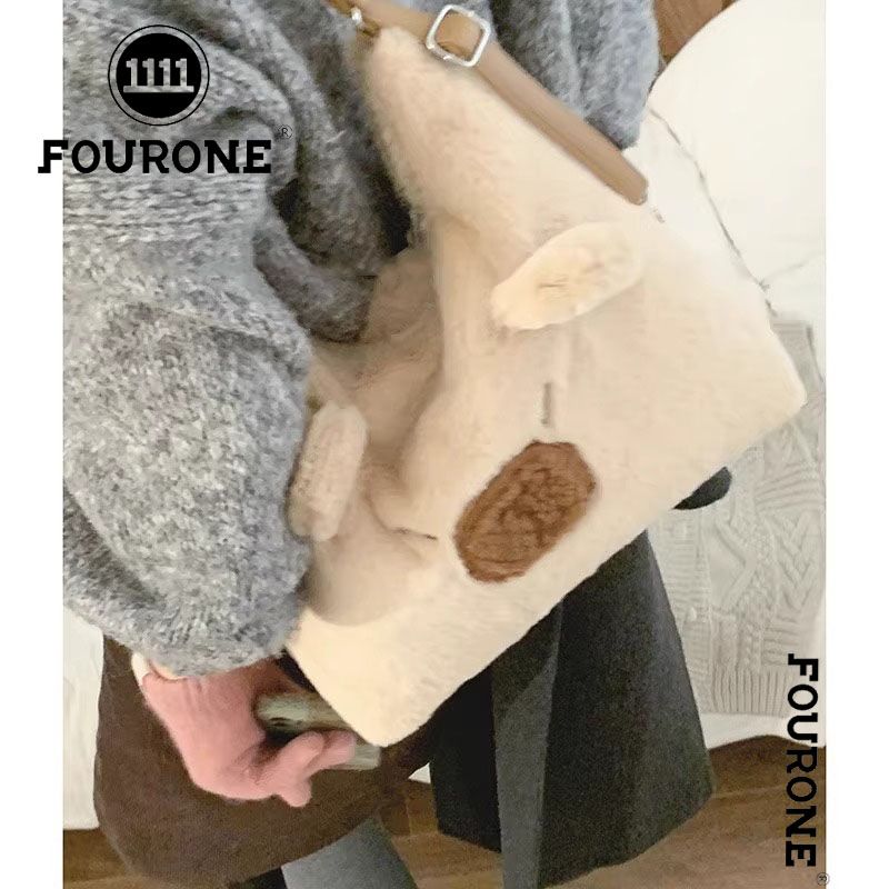 Cute pig plush bag women's bag new trendy cartoon tote bag large capacity furry backpack