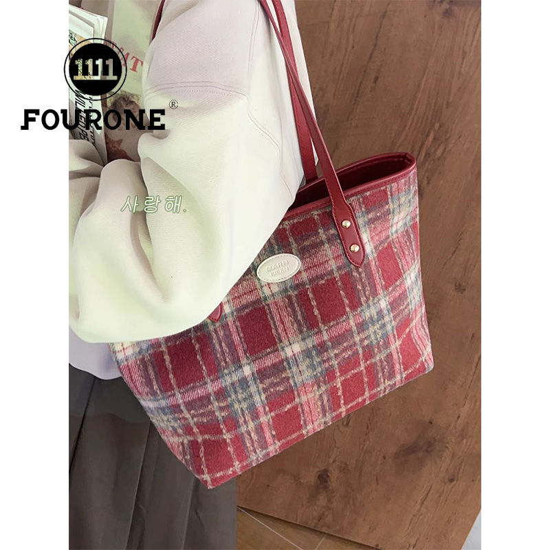 Retro Commuting Underarm Bag Women's New Single Shoulder Woolen Plaid Bag High-end Casual Tote Bag