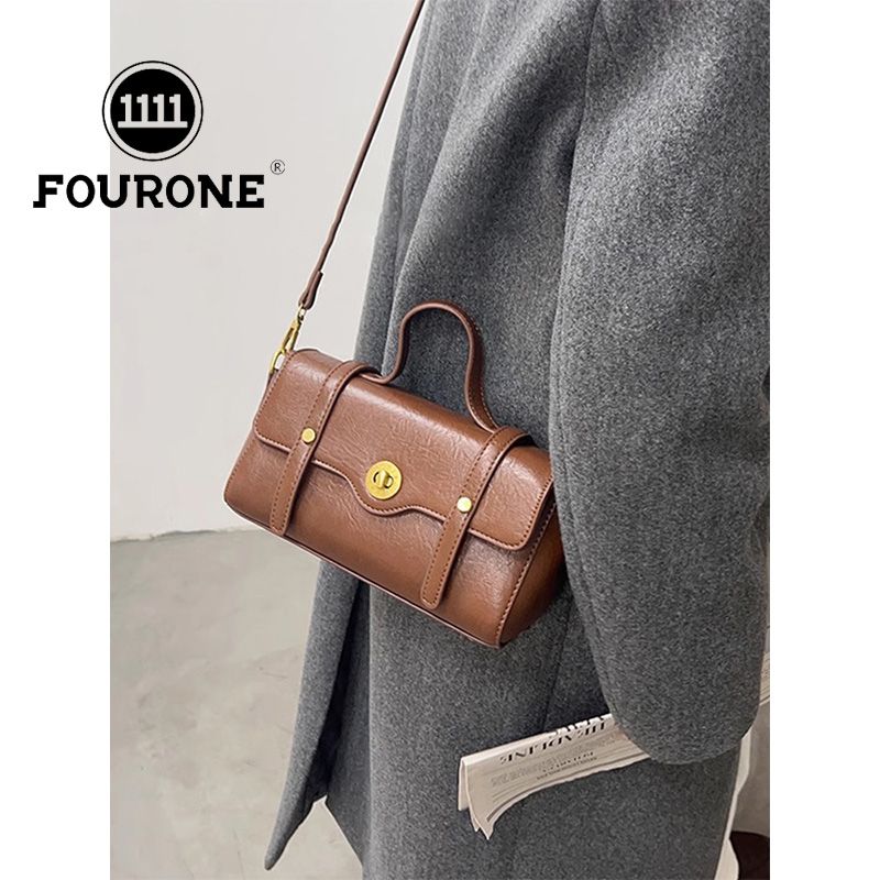 Textured small crossbody bag for women, new trendy shoulder bag, high-end retro versatile handheld square bag