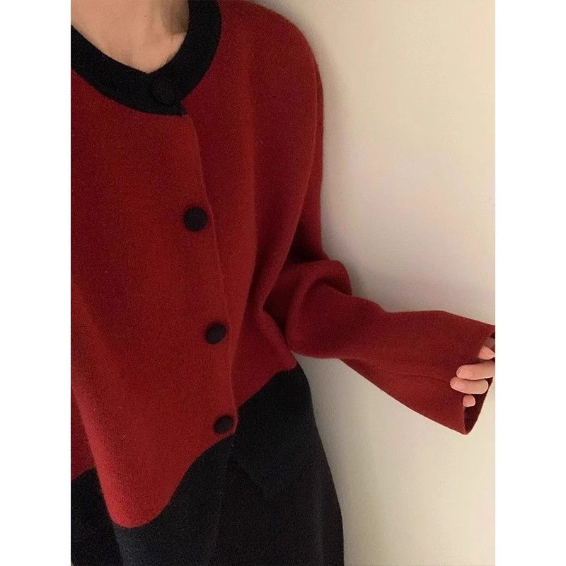 Sweater coat women's autumn and winter 2024 new style lazy style retro color matching thickened soft waxy loose knitted cardigan top