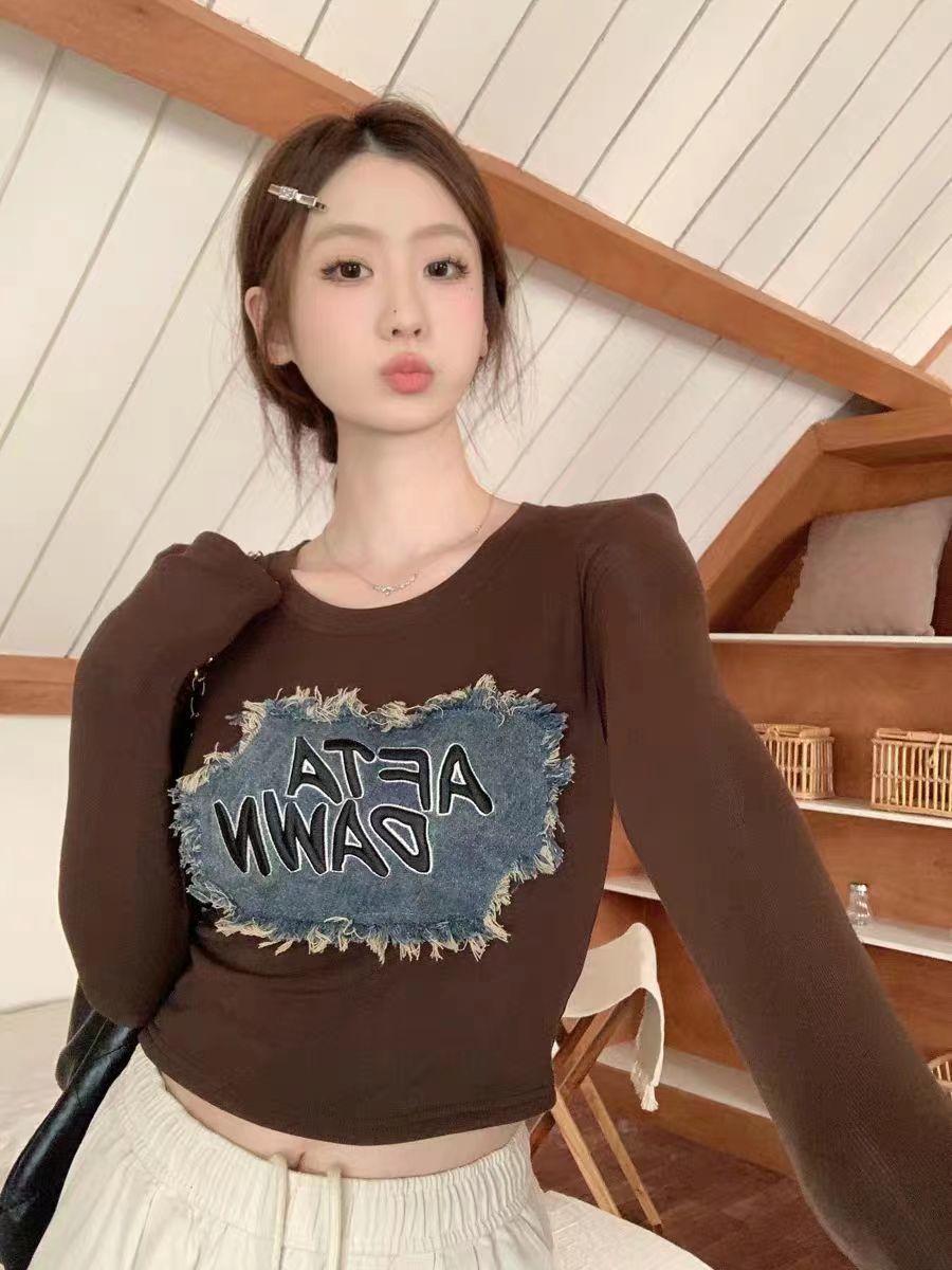 復古純欲圓領長袖T恤女春季美式辣妹修身短款打底衫咖色氣質上衣