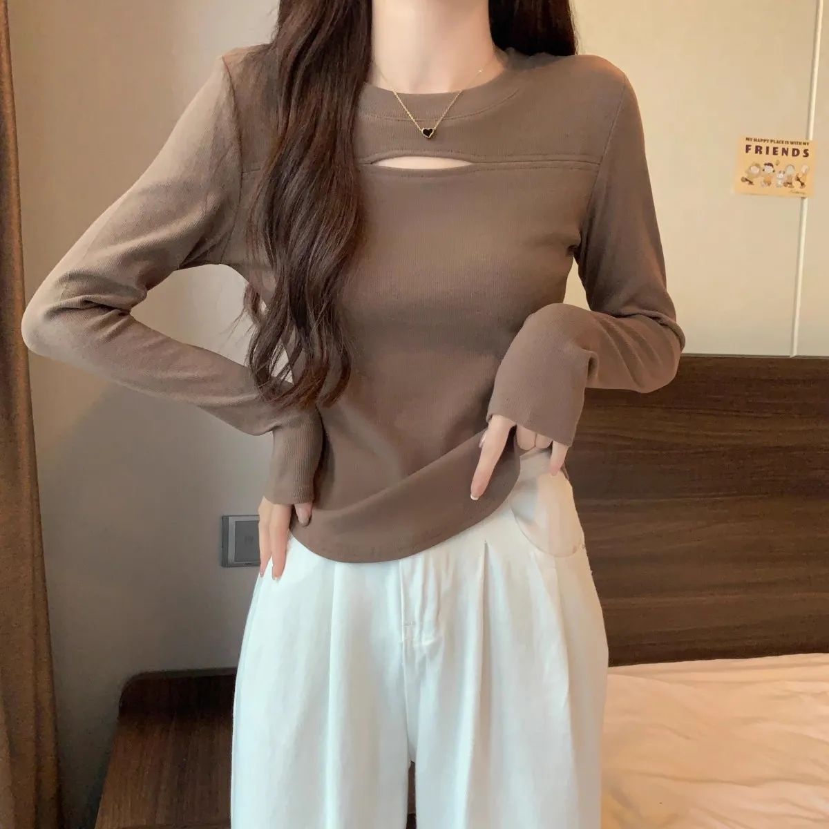 大碼鏤空長袖打底衫女秋冬內搭胖mm韓系小心機短款t恤不規則上衣
