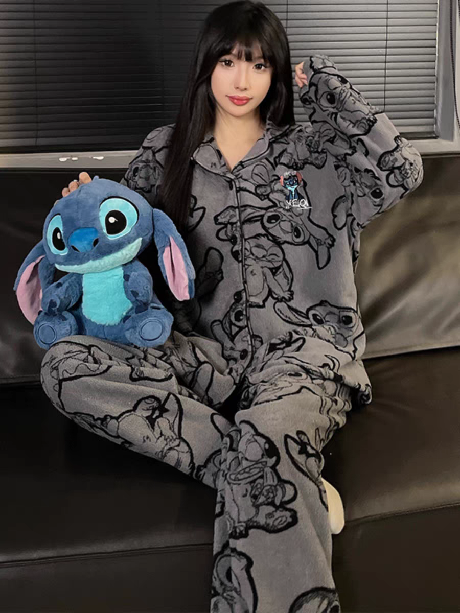 Cartoon Stitch pajamas for women in autumn and winter thickened flannel coral velvet warm and wearable home clothes suit winter