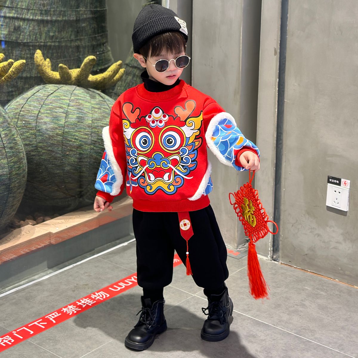 Boys' New Year's greeting clothes, children's Hanfu, Chinese style Tang suit, Year of the Dragon plus velvet sweatshirt, baby's festive New Year's clothing set