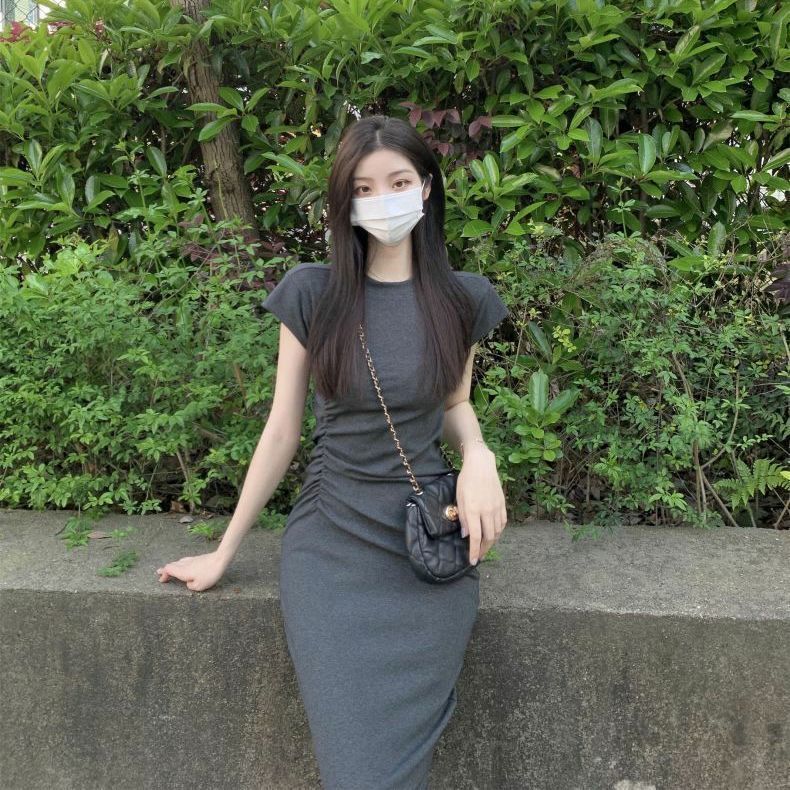 Small over-the-knee inner-layer long skirt with waist, pleated temperament, slimming straight casual T-shirt dress for women in autumn