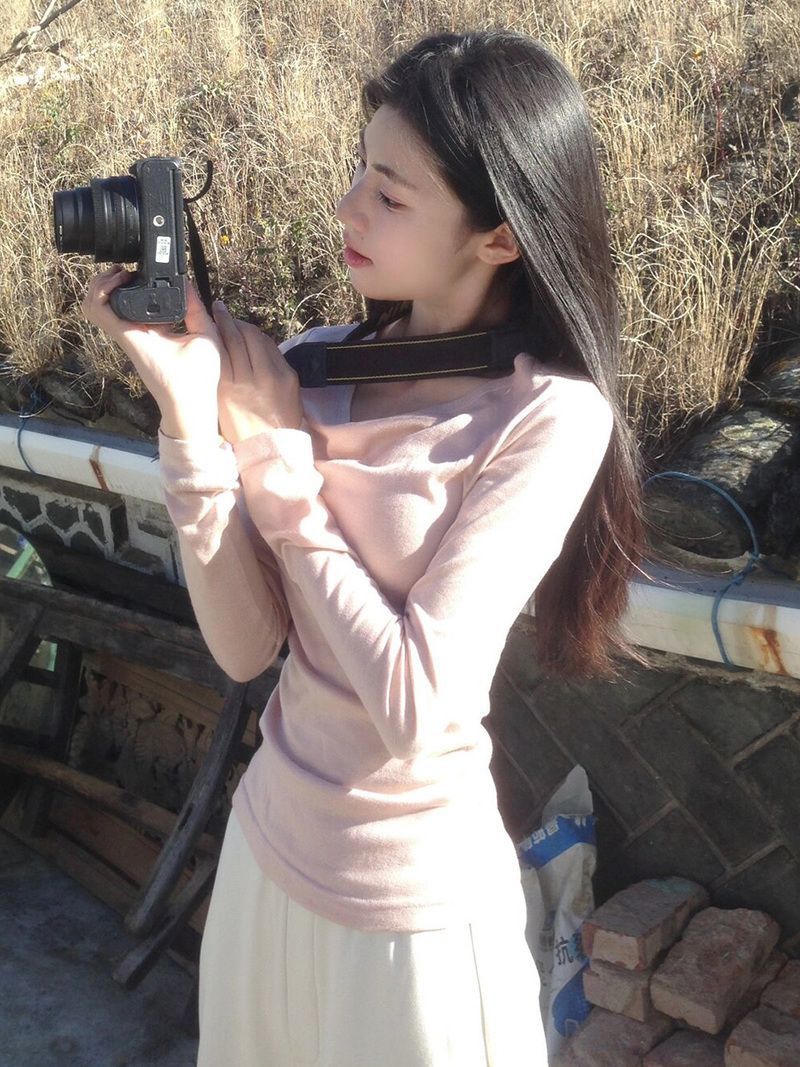 美式復古粉色長袖t恤女秋冬修身顯瘦氣質休閒純欲內搭打底衫上衣