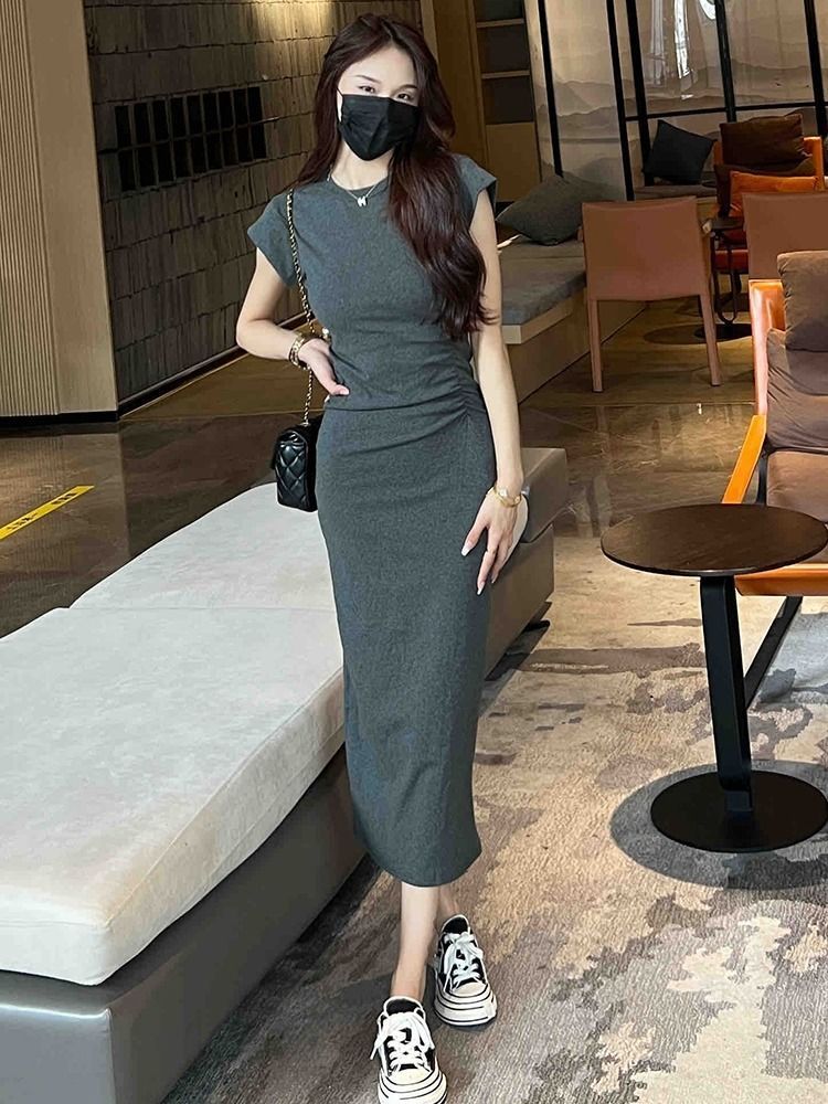 High-end niche design pleated bottoming dress women's summer new pure desire waist slimming mid-length skirt