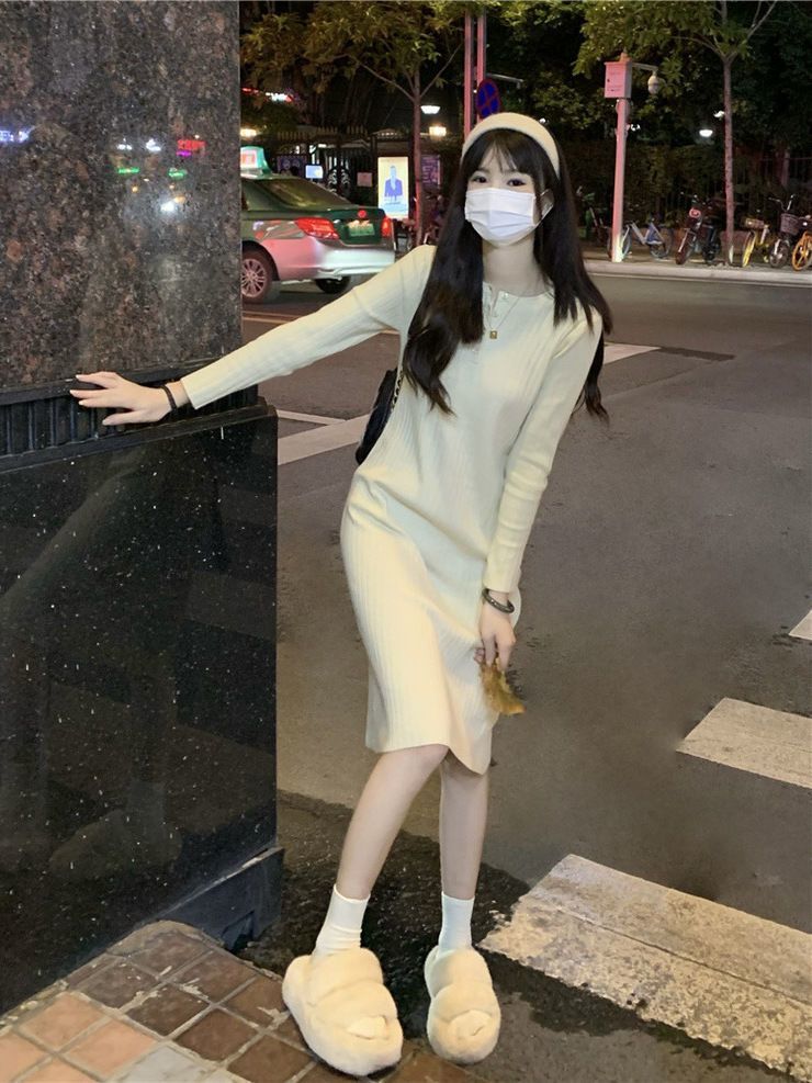 Slim knitted dress with coat, women's autumn and winter high-end knee-length skirt, slim fit inner long-sleeved bottoming skirt