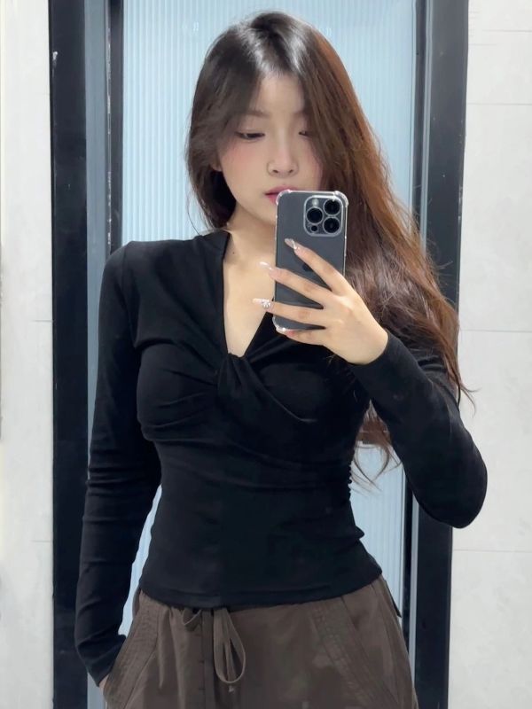 韓版復古簡約辣妹長袖T恤女新款修身顯瘦內搭打底衫氣質上衣ins潮