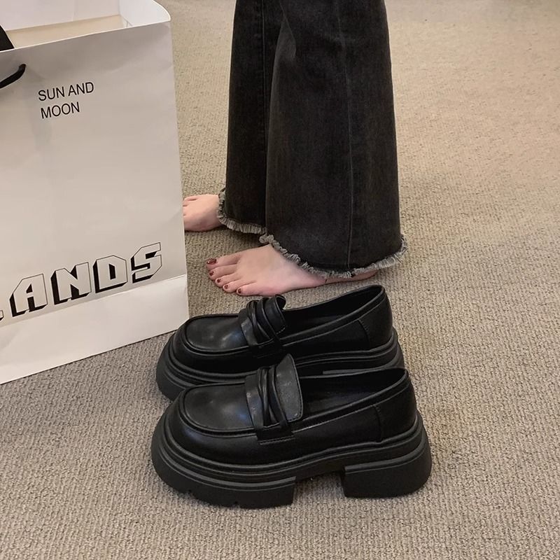 厚底粗跟英倫風小皮鞋女2023新款秋冬季一腳蹬女鞋單鞋黑色樂福鞋