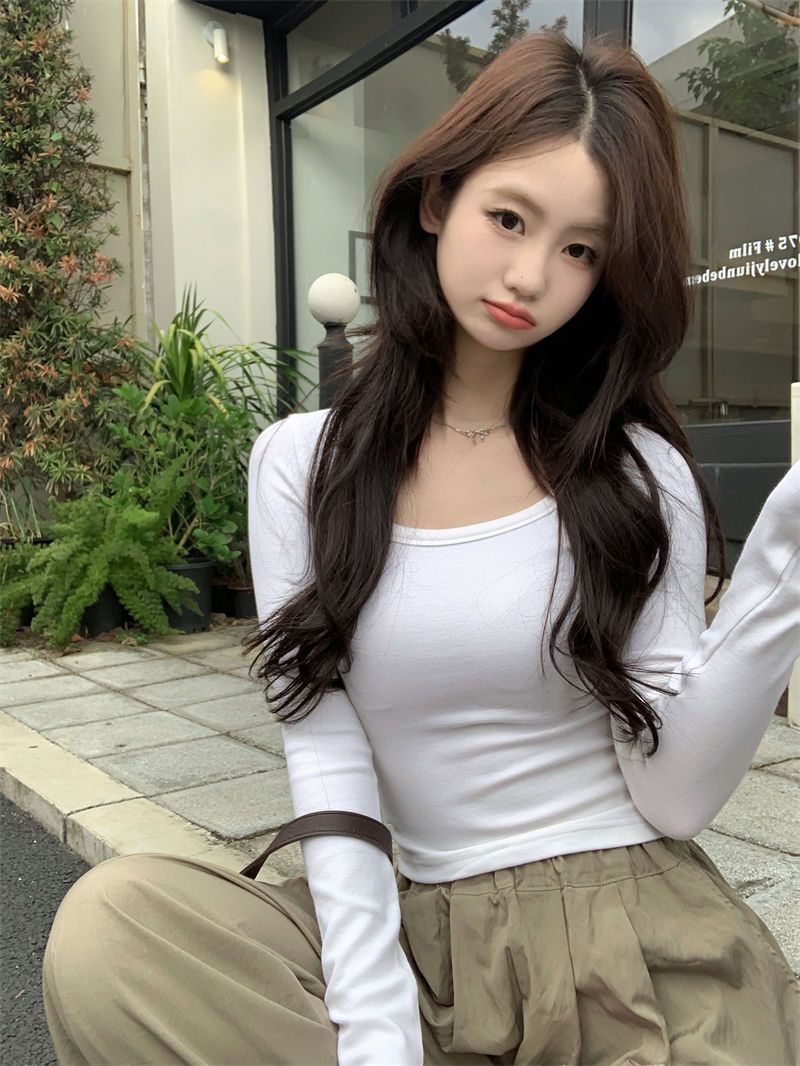 Pure lust hottie U-neck long-sleeved T-shirt for women in autumn high-waisted navel-baring black inner-layer shirt slim-fitting short top