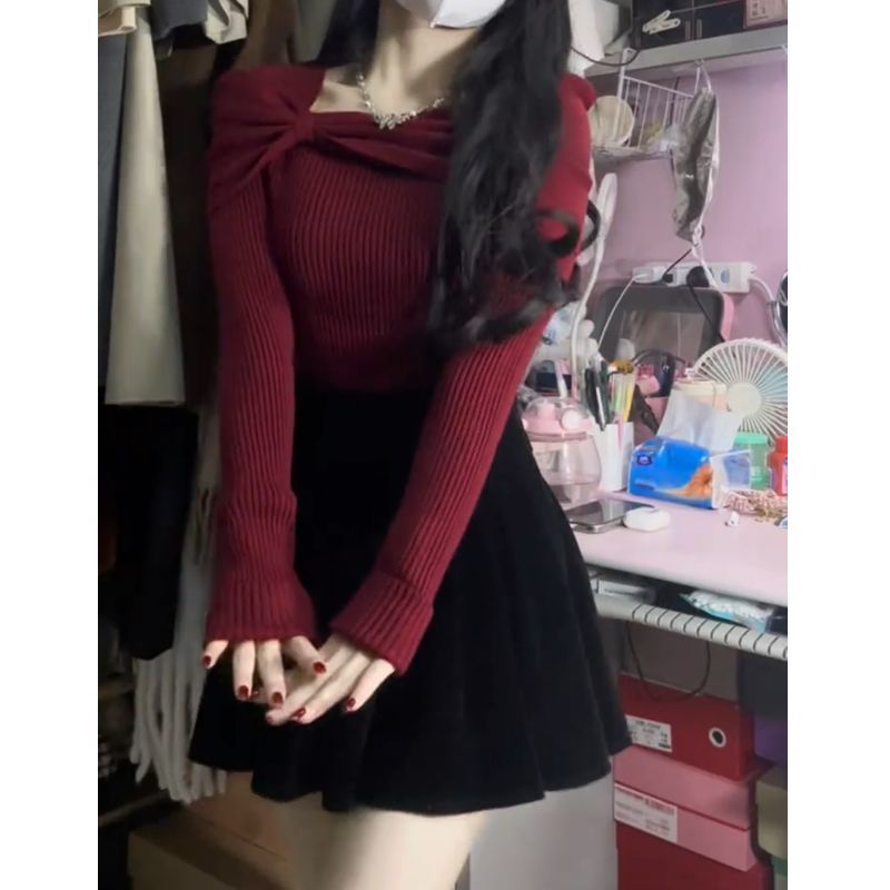 套裝女2024春季新款純欲設計感紅色修身針織衫上衣高腰顯瘦半身裙