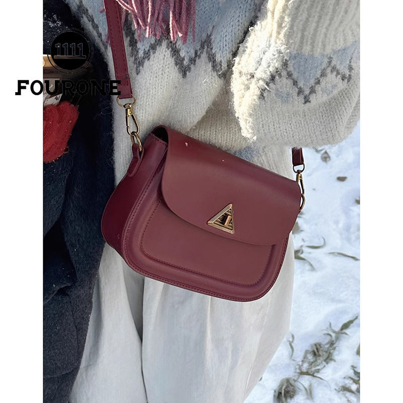 Versatile crossbody bag for women, new trendy retro saddle bag, Korean niche shoulder bag, wedding bag