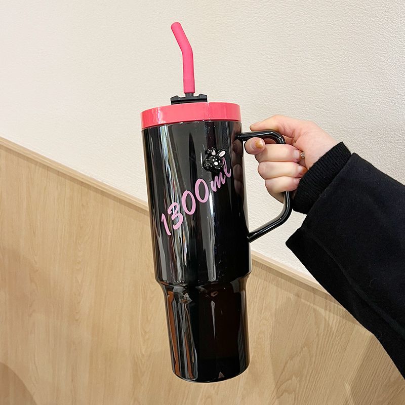 大容量水杯女生高颜值2023新款塑料水瓶耐高温便携办公室吸管杯子