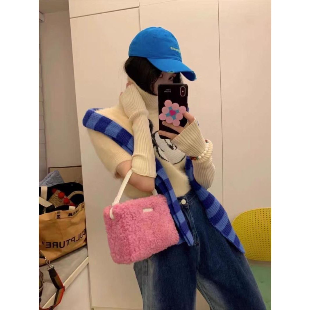 毛絨秋冬高顏值新款手提包小眾設計時尚手提百搭羊羔毛斜跨通勤包