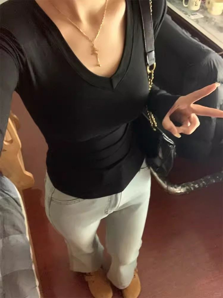 黑色V領打底衫女春秋冬新款內搭修身顯瘦長袖T恤外穿辣妹短款上衣