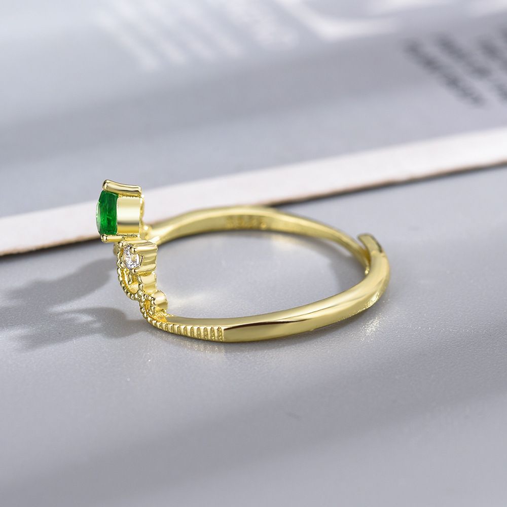 Vintage Kronenring Aus 925 Silber Mit Smaragdgrünem Edelstein_voghion.com